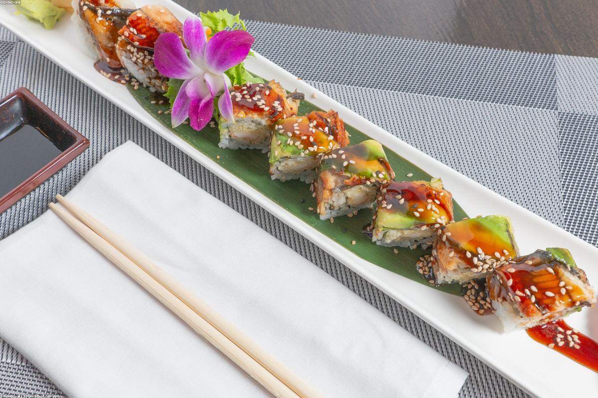 Japanese carbon fiber chopsticks dining 1