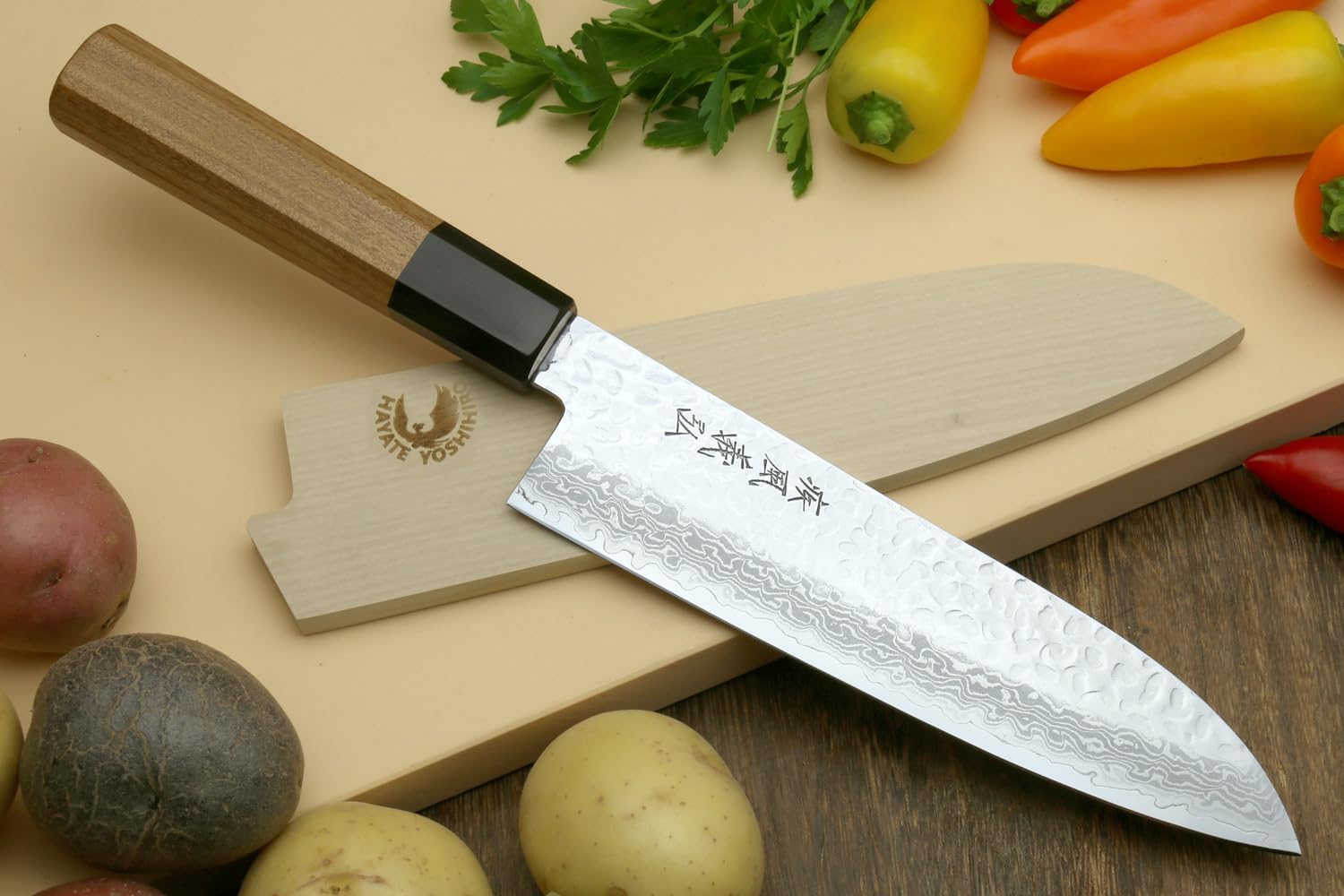 Yoshihiro hammered tsuchime Damascus pattern detail