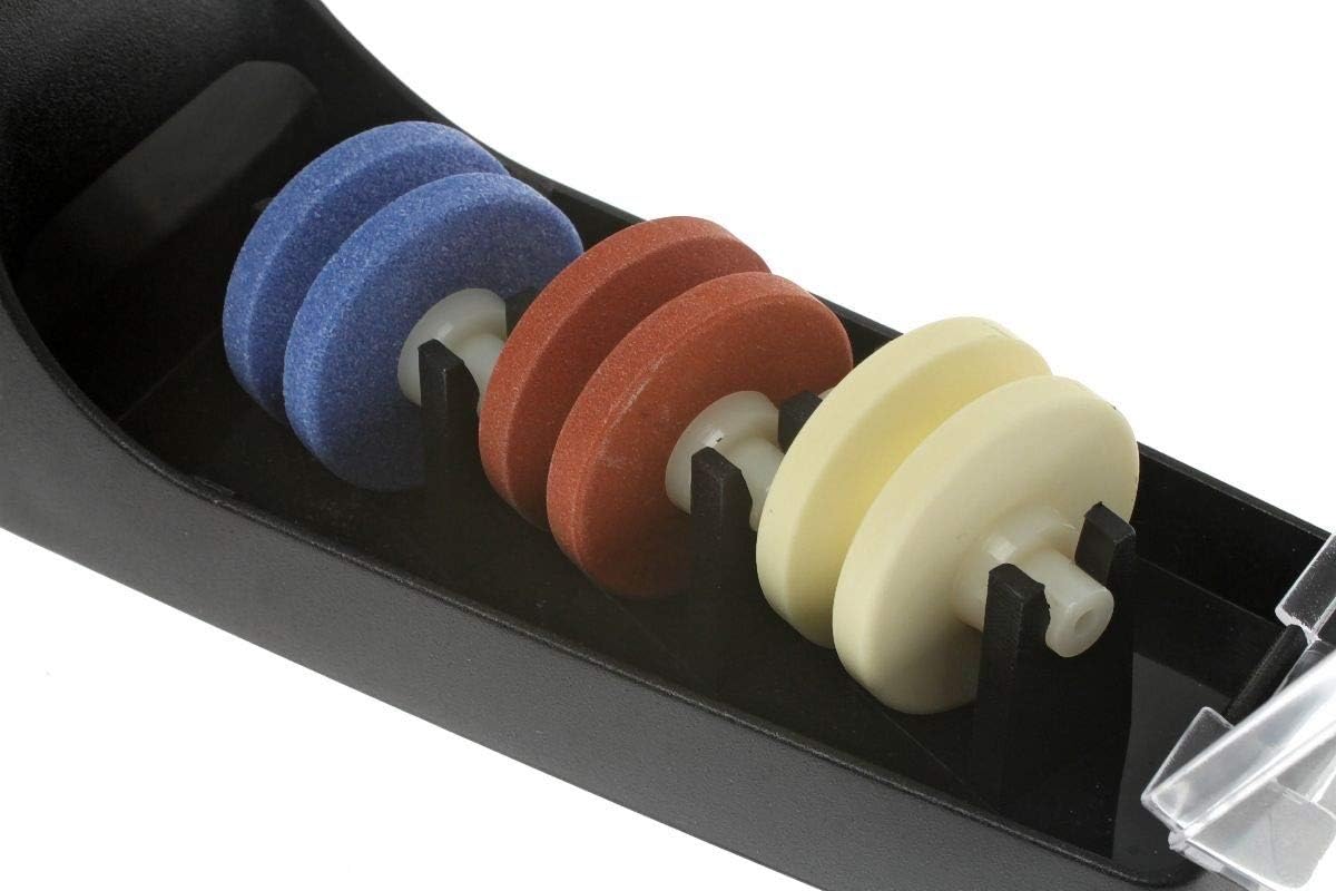 Close-up of the blue, brown and yellow ceramic wheels of the MinoSharp 3